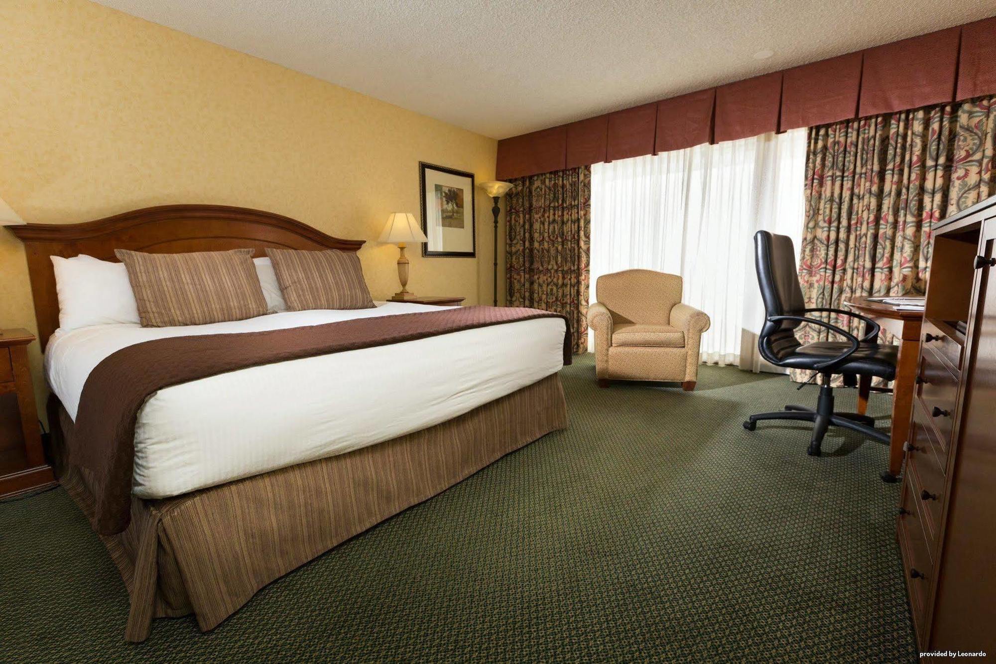 Red Lion Hotel Yakima Center Exteriör bild